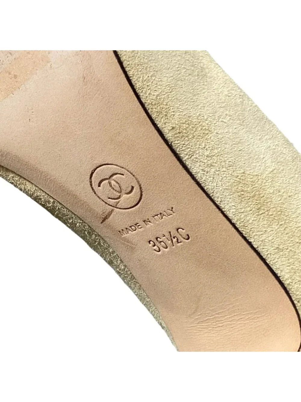 Chanel Quilted Chain Trim Pumps Beige Black Suede Heel